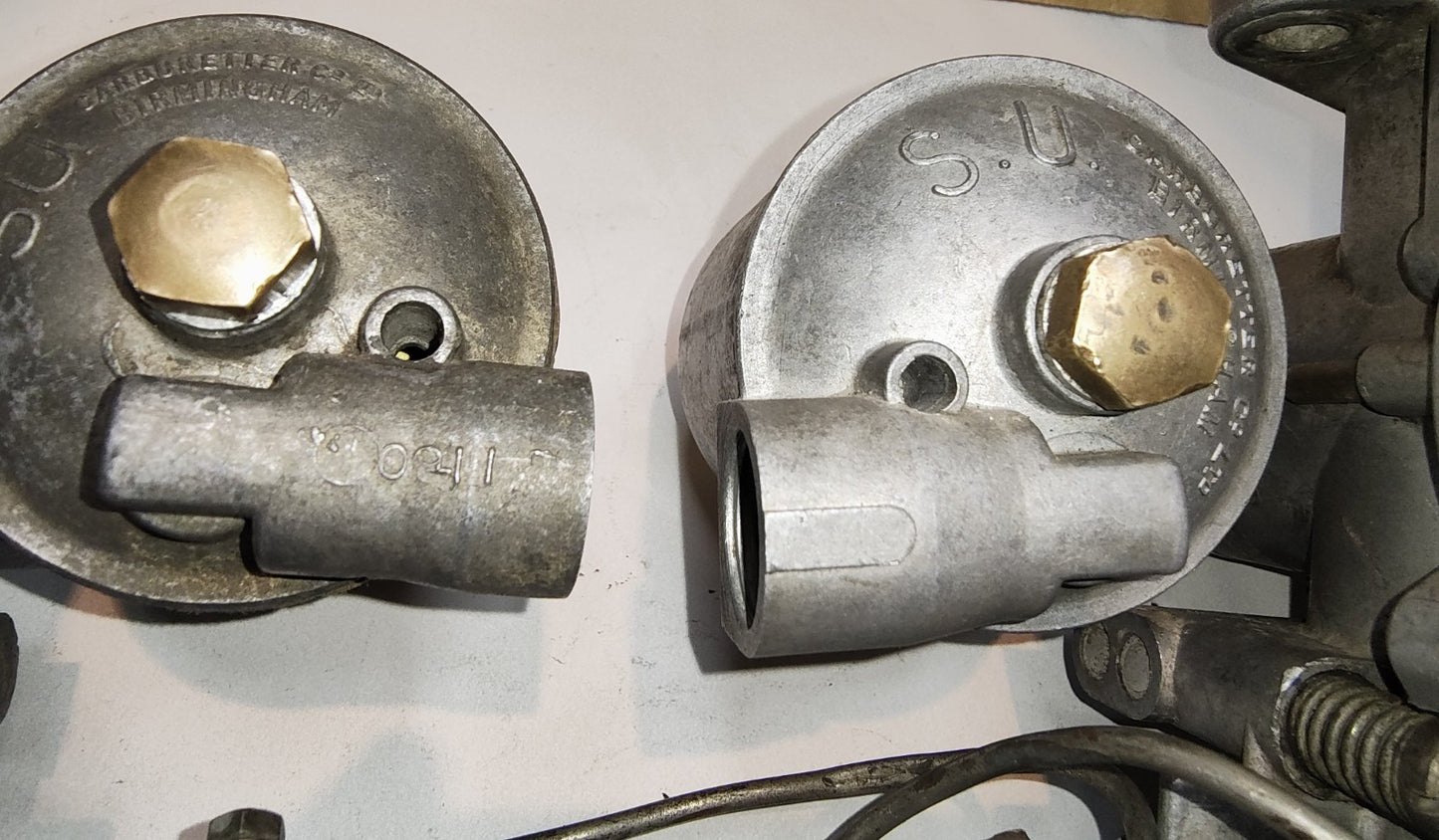 Original USED Set of SU HD6 carburettors AUC 7081 W5
