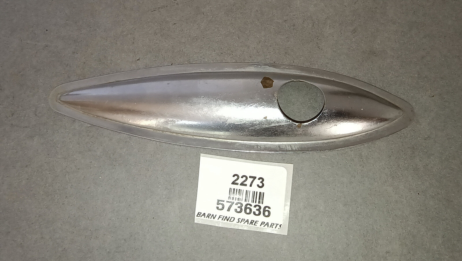 Mounting trim for Lucas L516 side light, 573636. Good Used Condition1