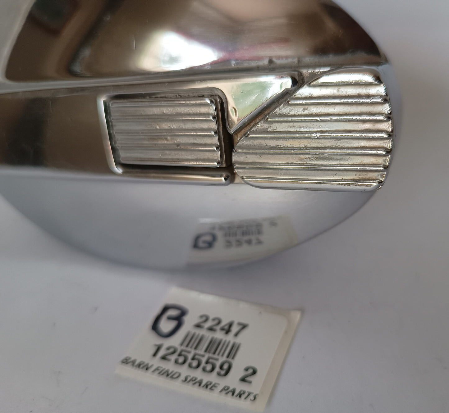 Jaguar Chrome Thin Fuel Filler Cap, 125559 2. Used Condition7