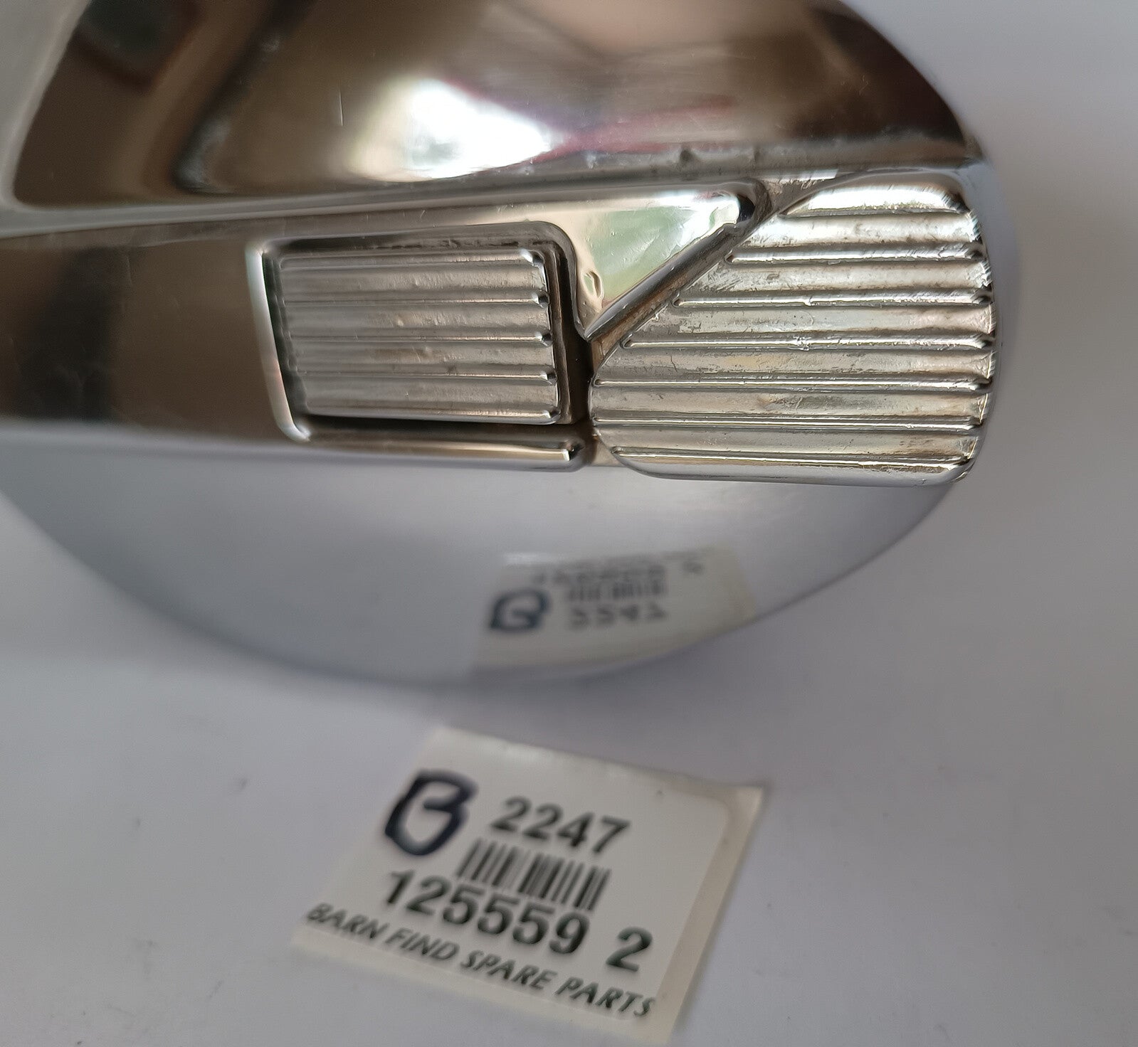 Jaguar Chrome Thin Fuel Filler Cap, 125559 2. Used Condition7