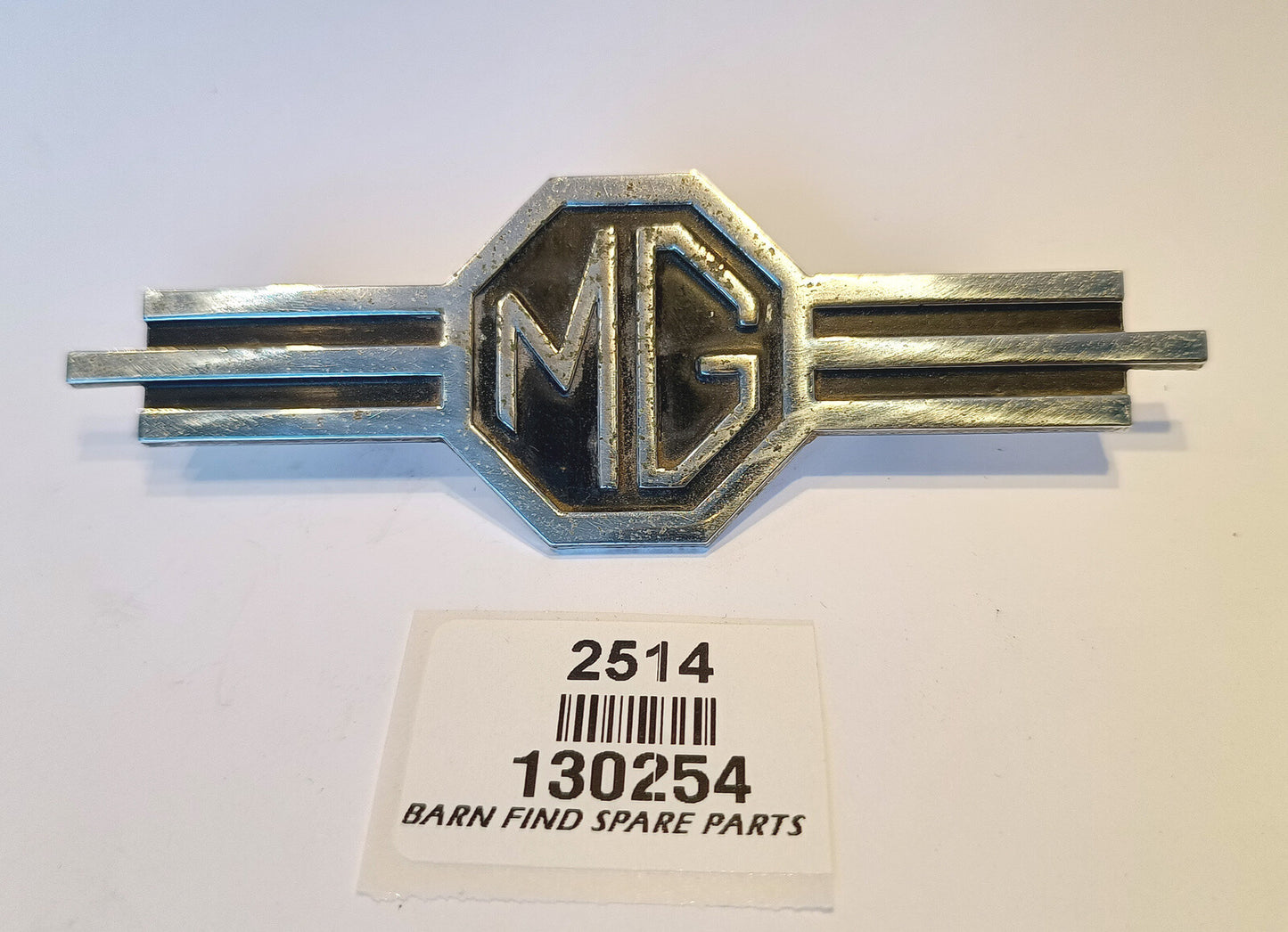 Original J Fray Ltd MG emblem black and chrome 130254 Used2