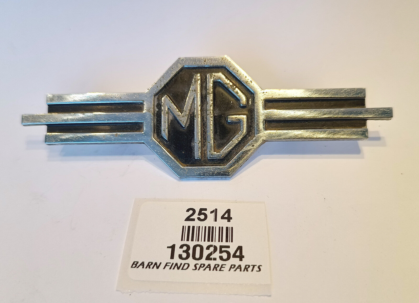 Original J Fray Ltd MG emblem black and chrome 130254 Used2