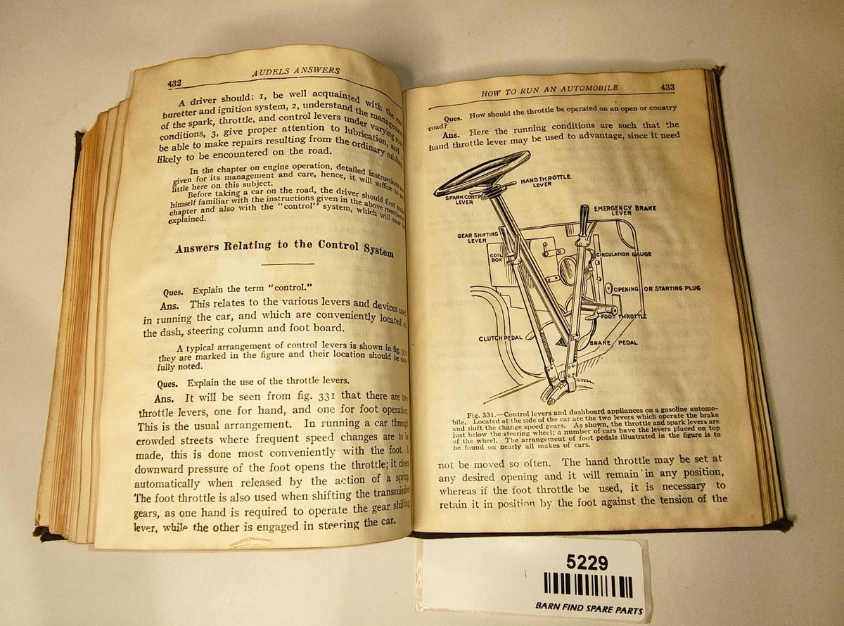 Antique book 1915 Audels Automobile Guide With Questions & Answers13