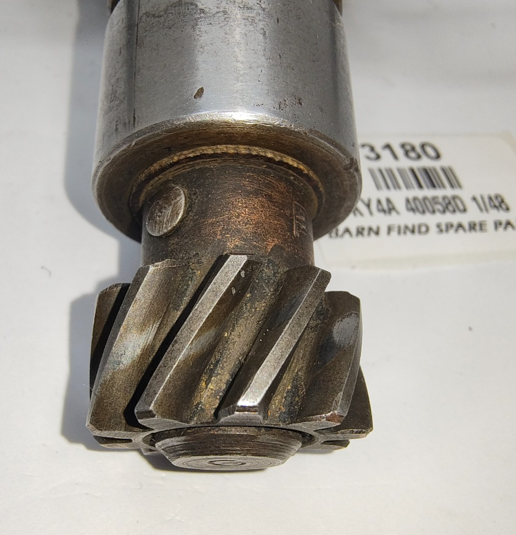 LUCAS USED DISTRIBUTOR DKY4A 40058D,  A131 Date stamped 1 48 (January 1948)8