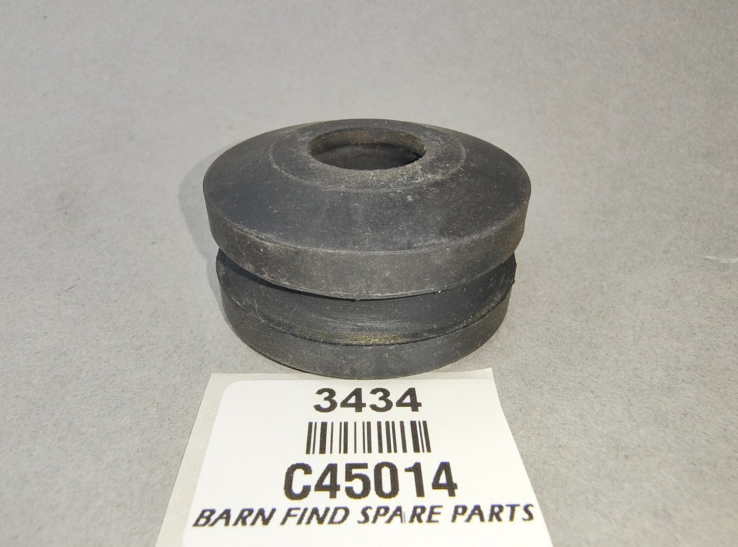 Exhaust Mount Rubber Ring New Old Stock C45014 Suits Jaguar Daimler XJ XJ6 S1 S21