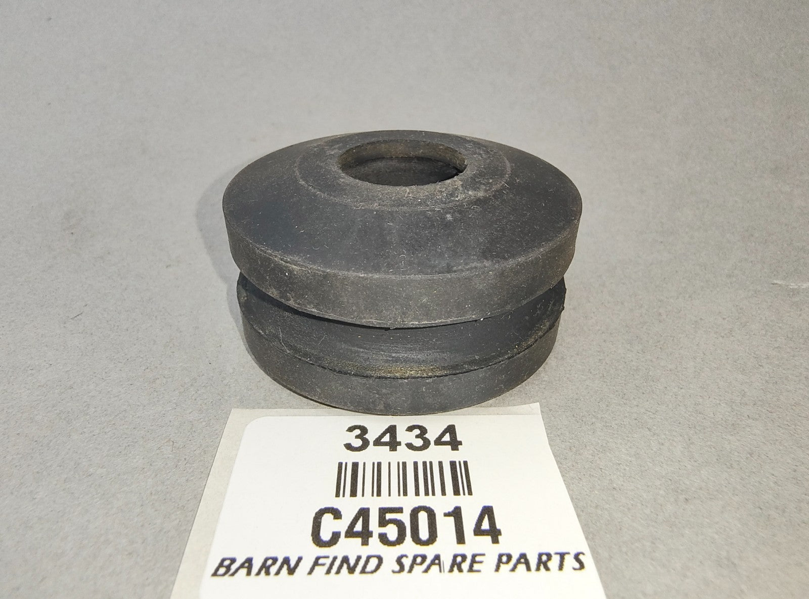 Exhaust Mount Rubber Ring New Old Stock C45014 Suits Jaguar Daimler XJ XJ6 S1 S21