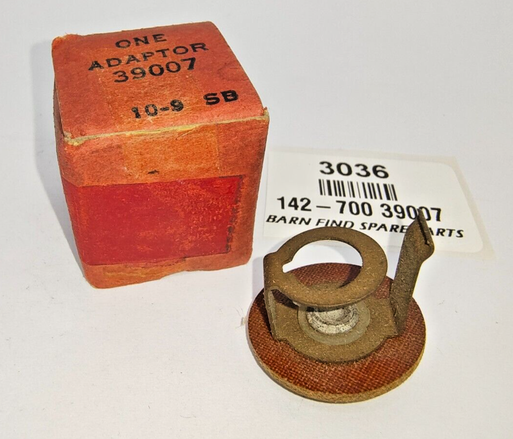 Original Lucas New Old Stock boxed single wire bulb holder adaptor 39007 142-7000