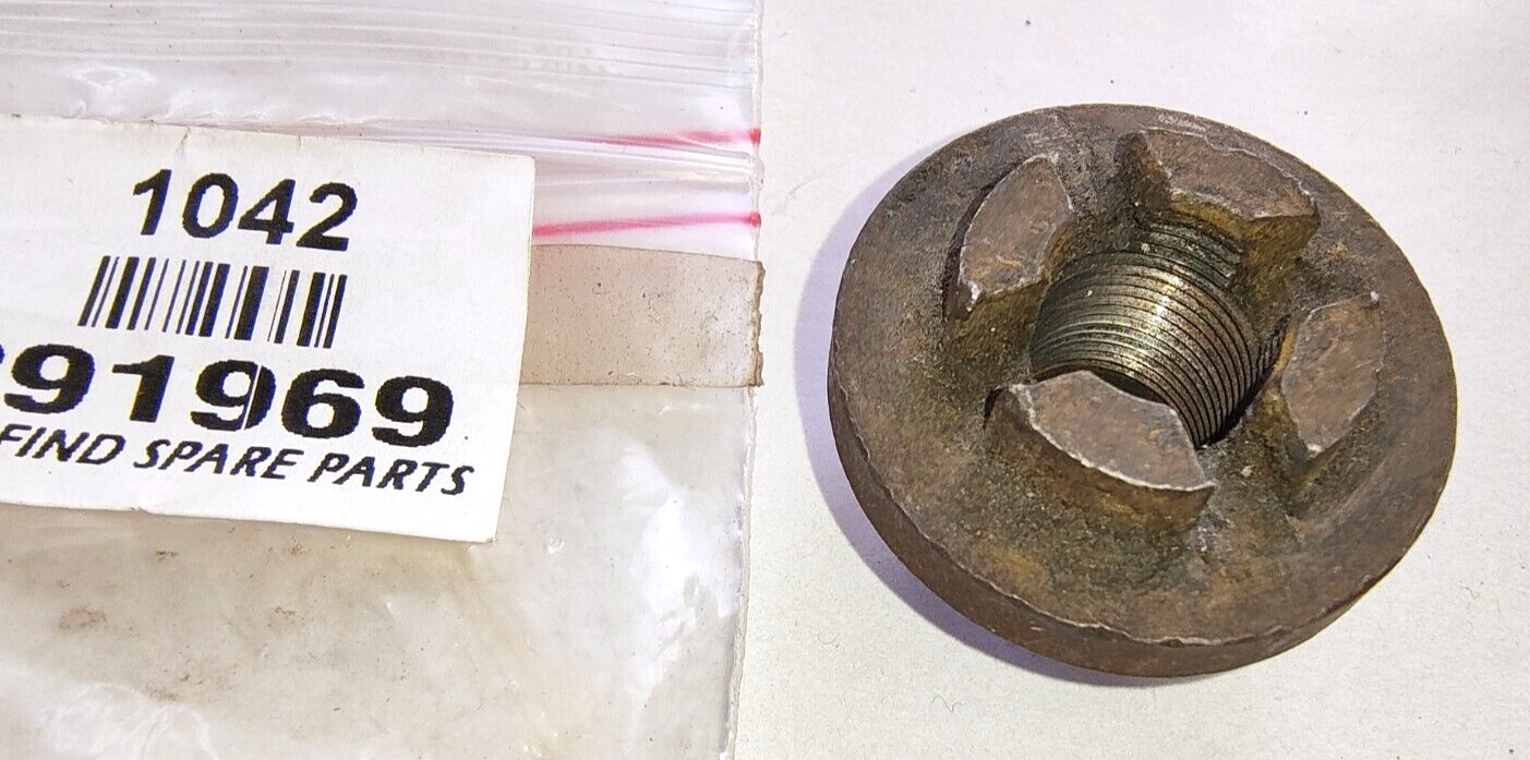 Lucas Starter Motor Shaft Retaining Nut 291969 used3
