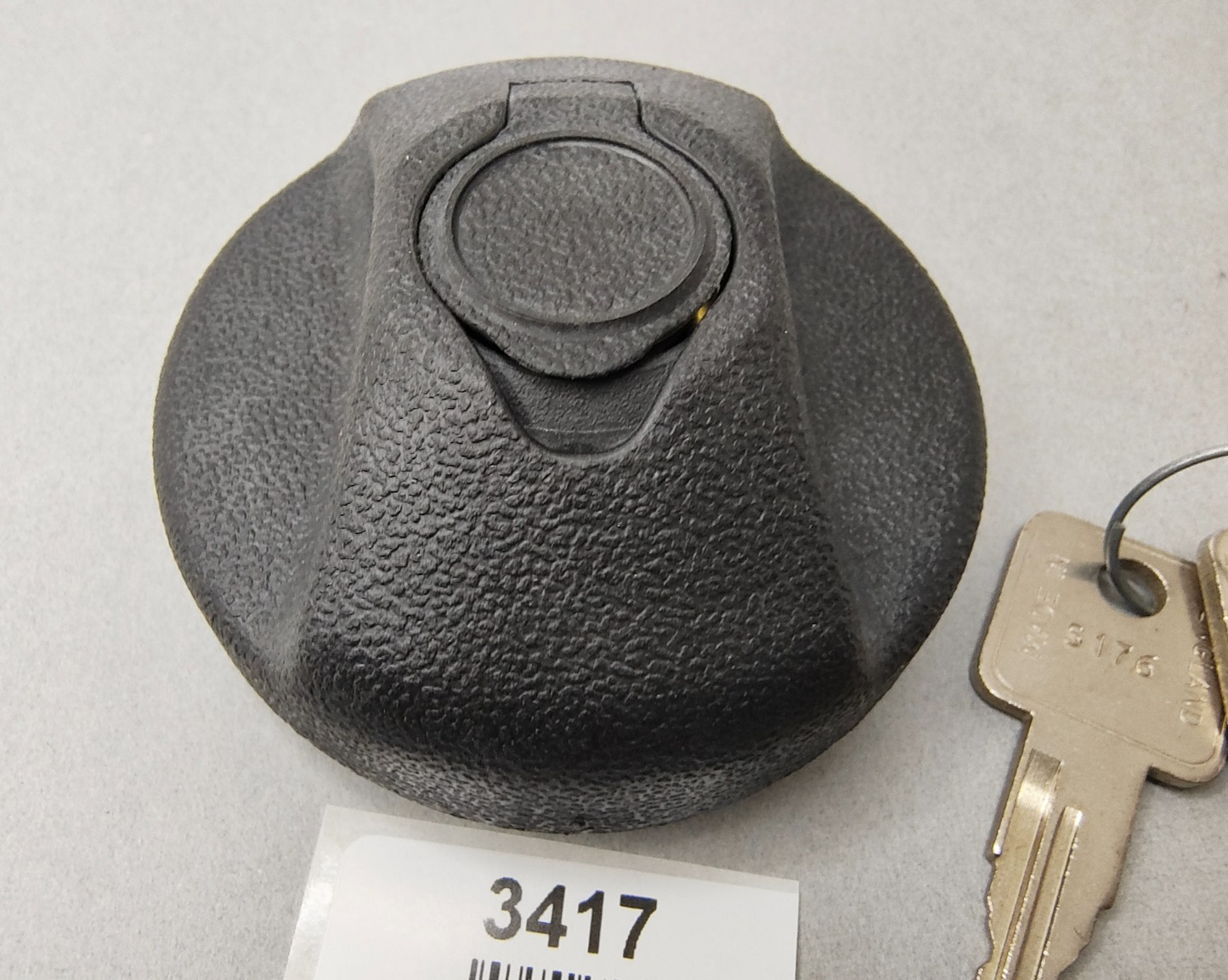 FUEL CAP Black vented Locking inc 2 keys New Old Stock 202-760 GSS196A Some MGB3