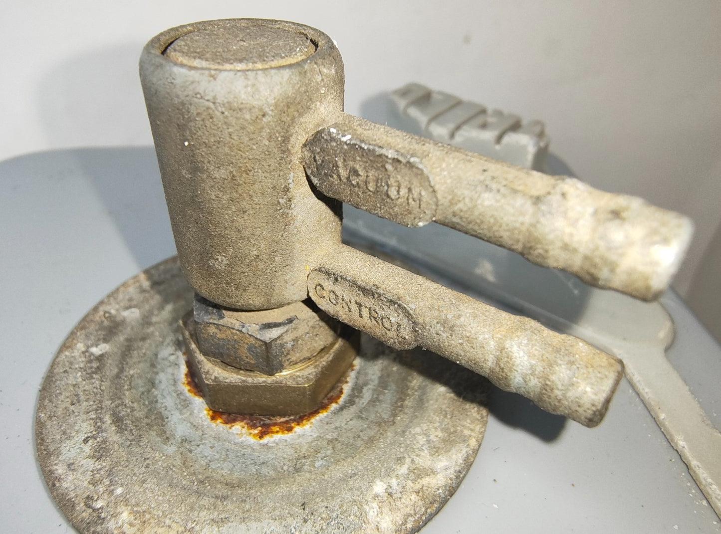 Trico original used Vaco-Matic Screen Washer XAW18-2 tank, pump, bracket, switch6