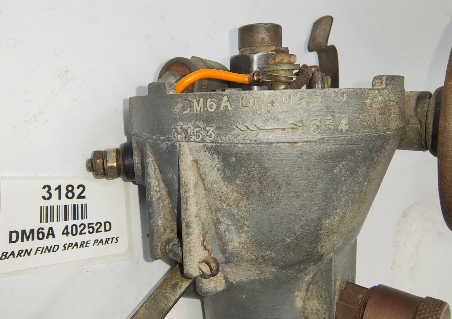 Lucas Original Used Distributor DM6A 40252D  Dated 6 54 Suits various 6 cylinder2