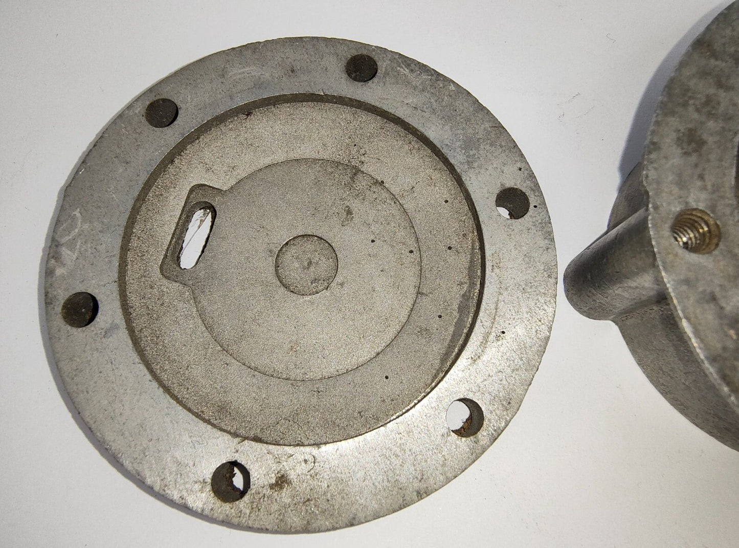 SU Fuel Pump body used AUA4080 inc gasket AUA4081 AUA887 AUA1422 AUA1464 AUA14218
