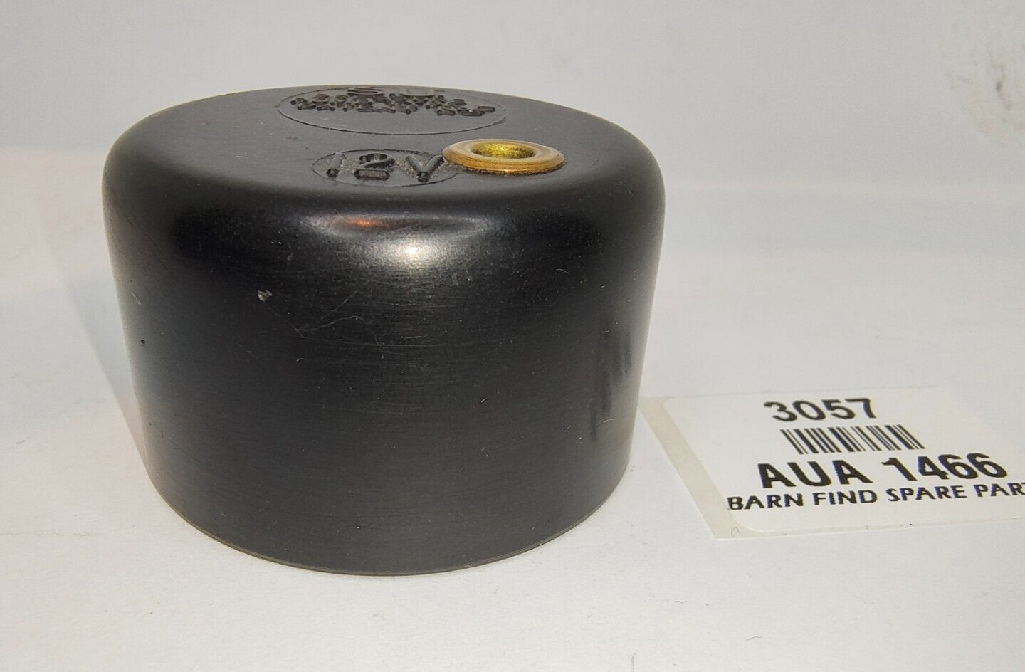 CAP COVER - early SU fuel pump AUA1466 AUA 1466  No Vent hole New Old Stock1
