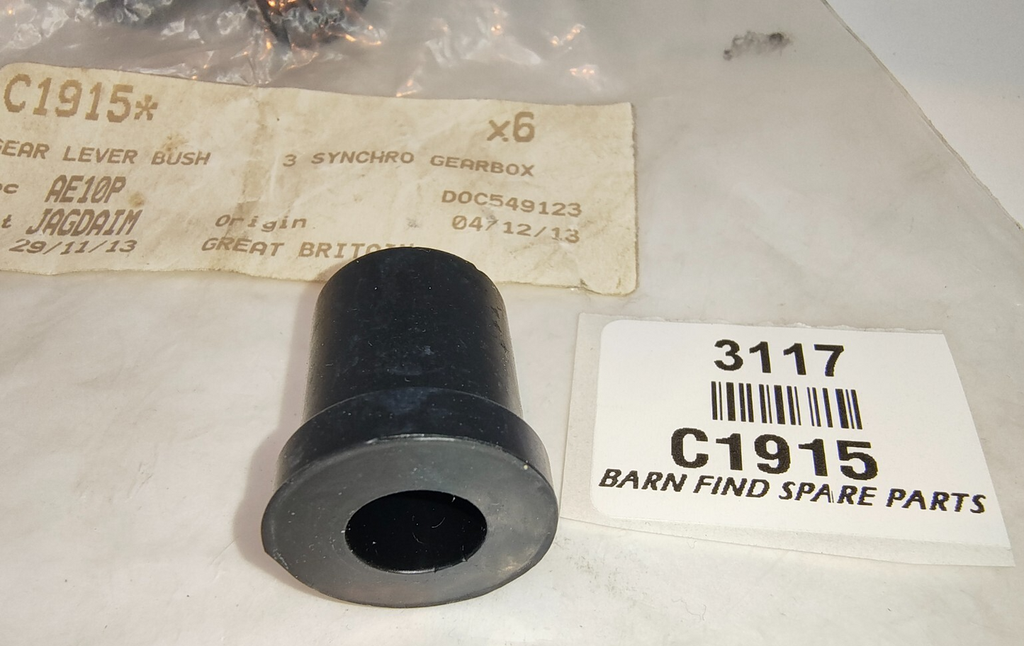 Bush Gear Stick lever Jaguar 3 Synchro Gearbox XK140/50  C1915 New Old Stock2