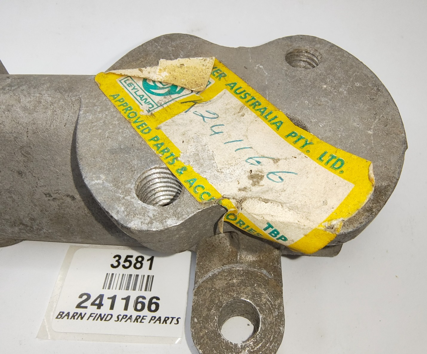 Oil Filter Adapter Genuine Rover New Old Stock 241166 Suits Series 1 & 2 1955582