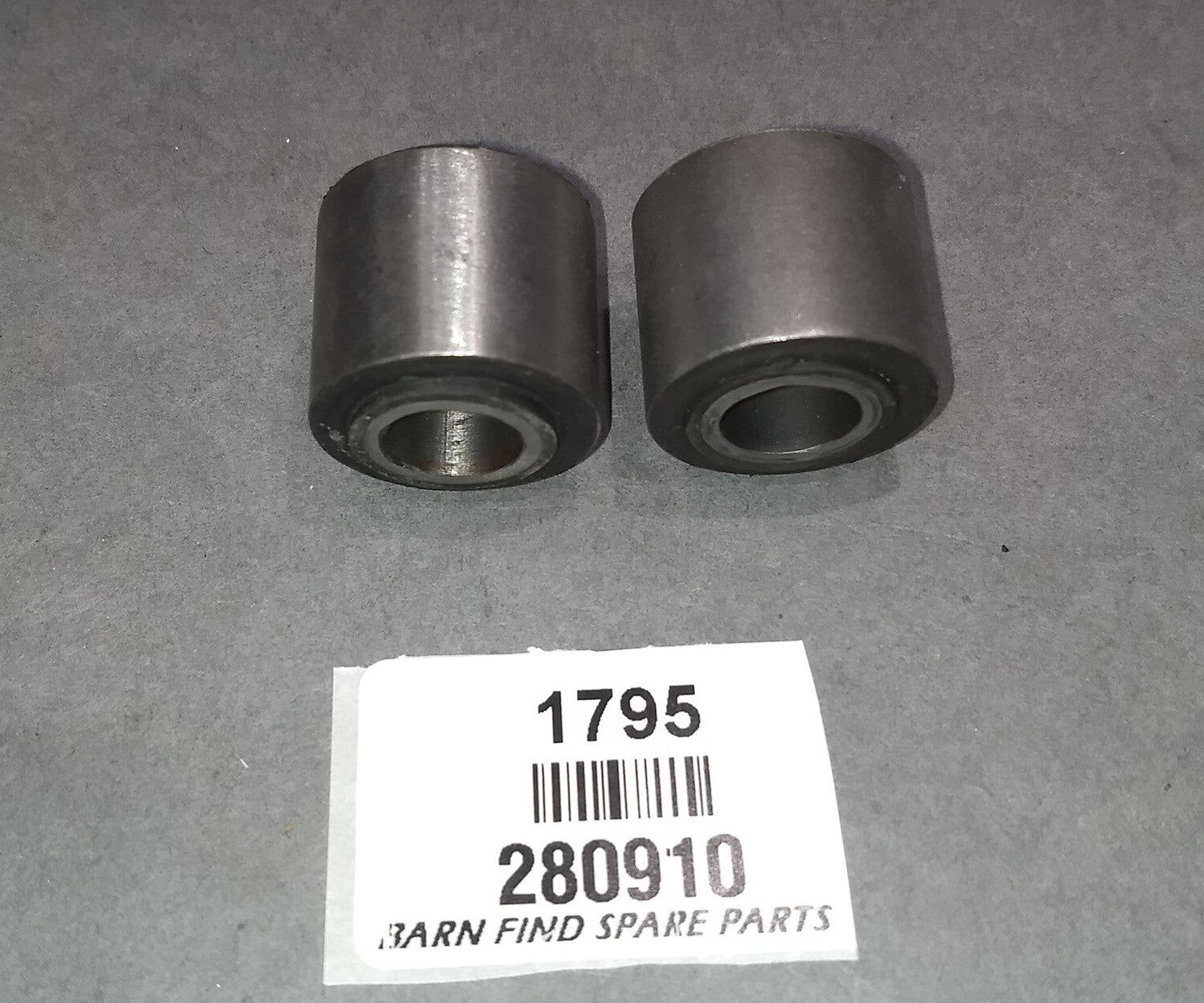 Sway Bar Bush Set of 2.  2809101