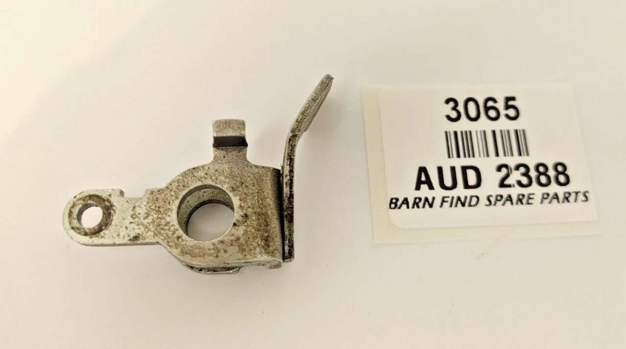 SU Choke Pick up Lever, Left Hand, Good used AUD 2388  AUD23882