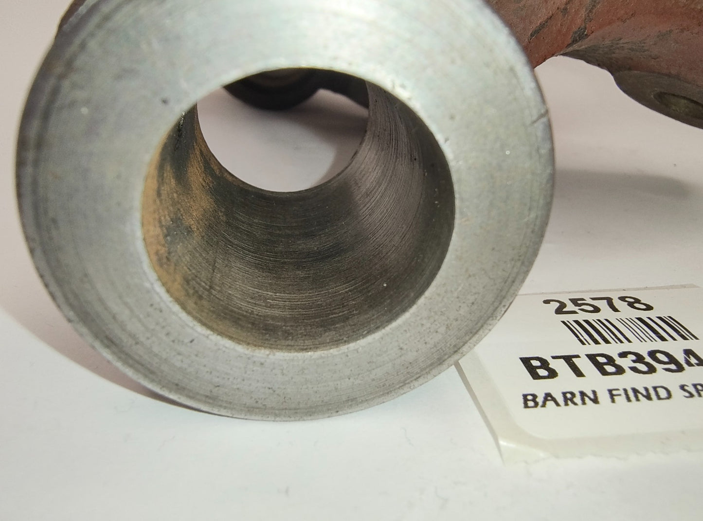 MG B Right Hand Stub / Hub King Pin BTB394 RH  Reconditioned Used14