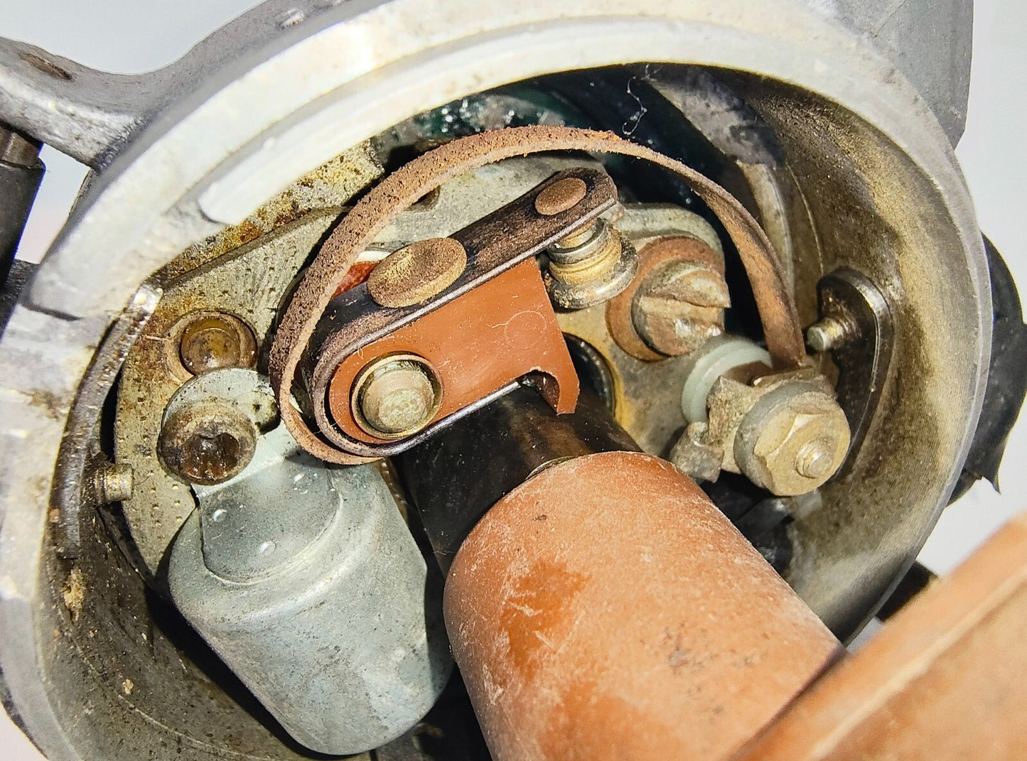 Lucas Used Australian built 29 D AYG2153  distributor 62941071A dated Oct 196810