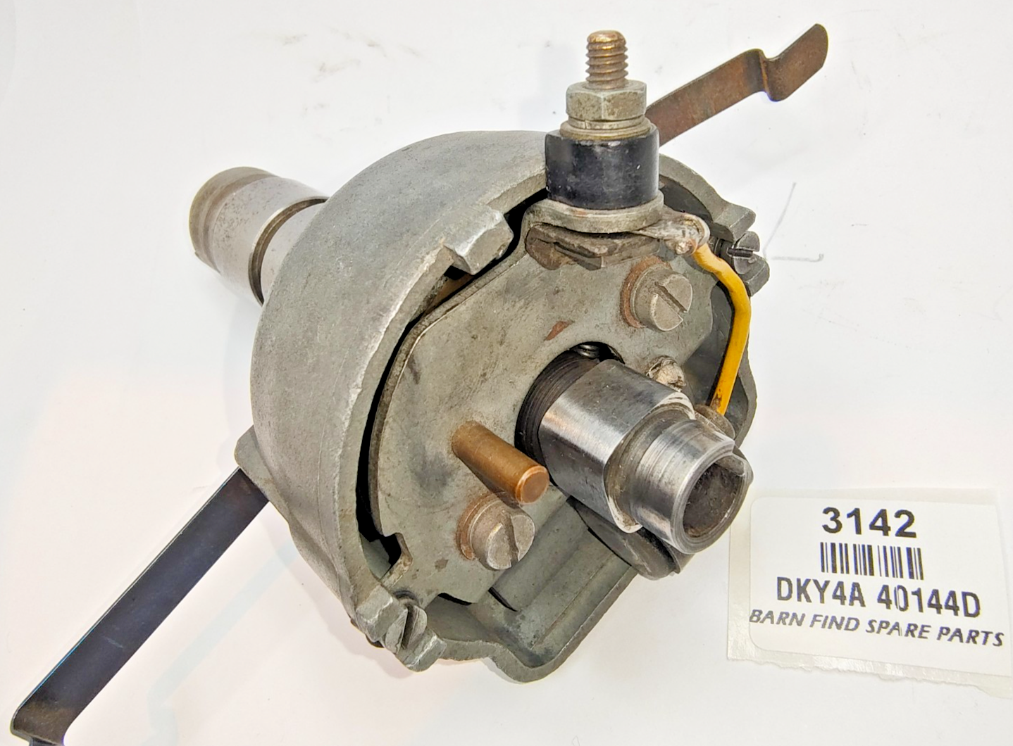 Original LUCAS used DISTRIBUTOR DKY4A 40144D V140 dated March 19496