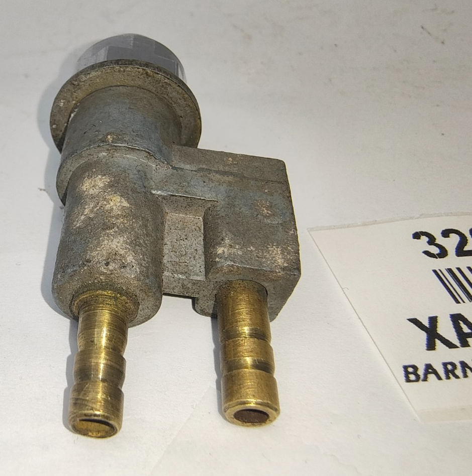 Trico original used Vaco-Matic Screen Washer XAW18-2 tank, pump, bracket, switch13
