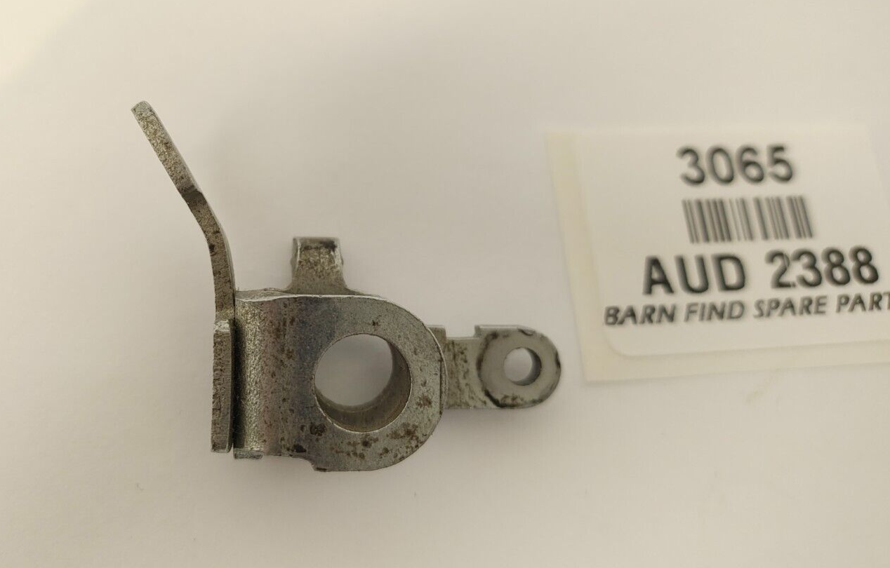 SU Choke Pick up Lever, Left Hand, Good used AUD 2388  AUD23883