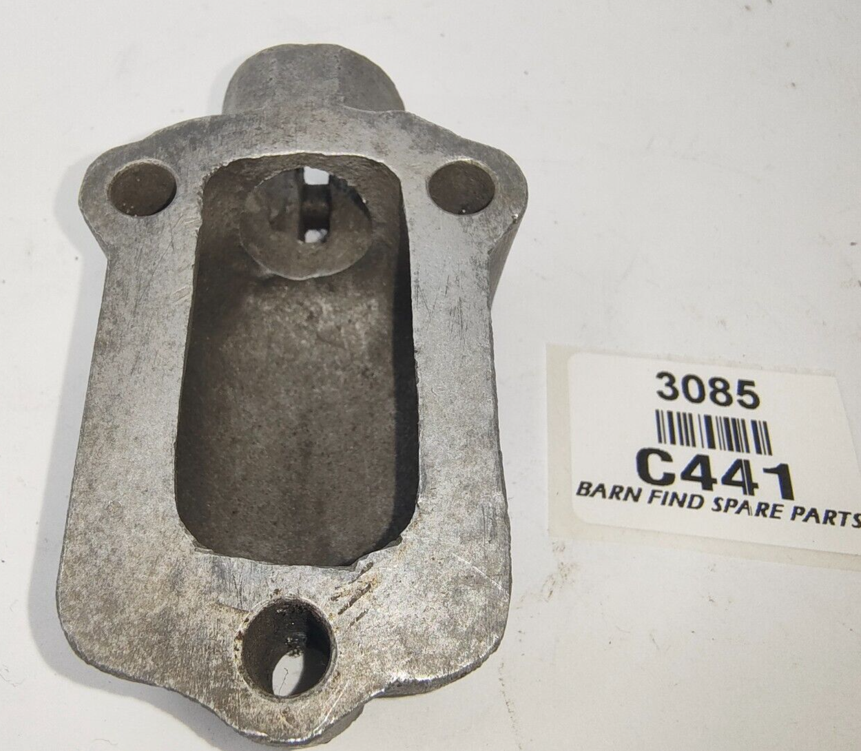 Original Jaguar good used Crank Case Breather Adaptor  C4417