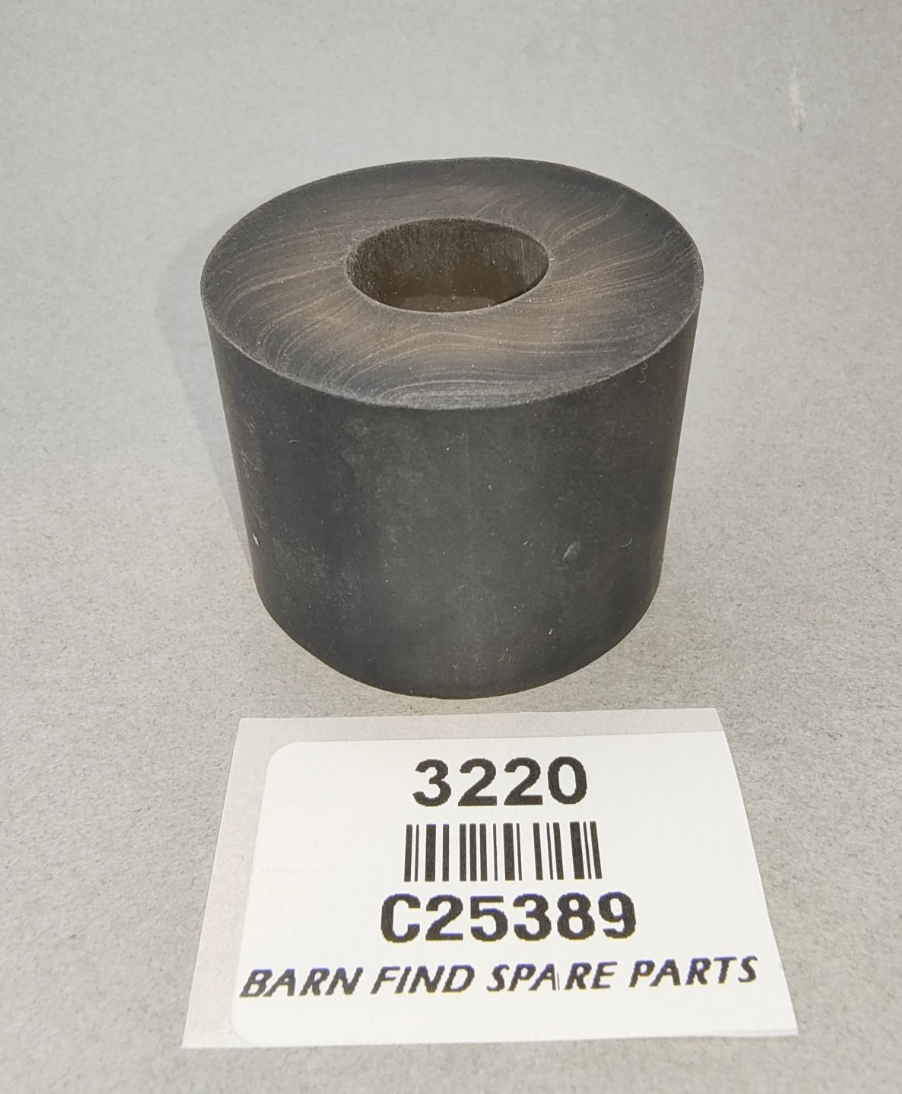 Rubber Insulating Bush for Jaguar Centre Bearing Carrier C253890