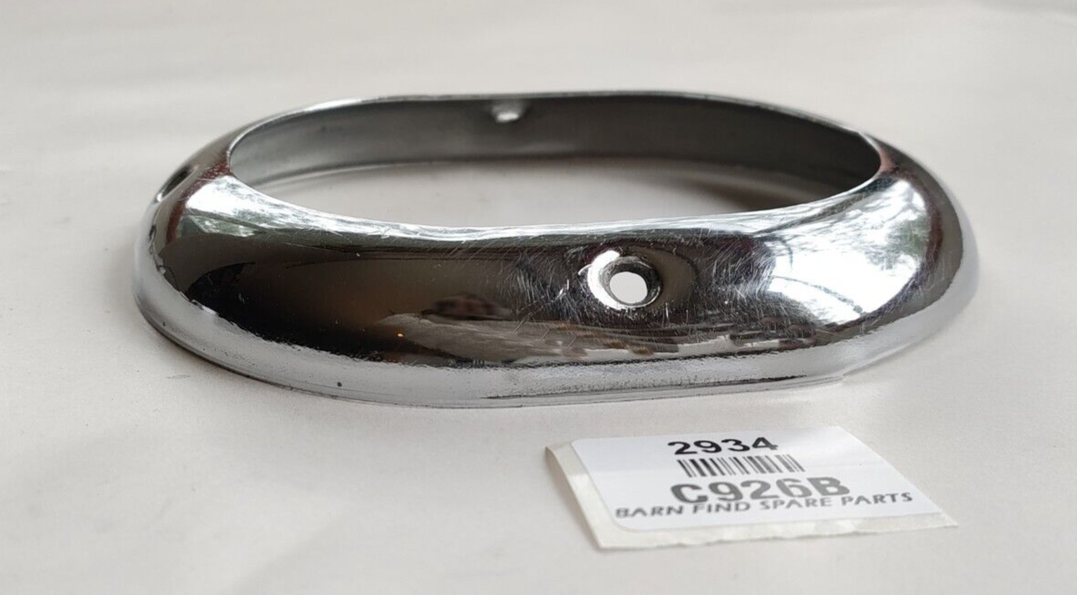 Original used Oval chrome Bezel Gear Lever gaiter retainer C926B Wolseley 15/504