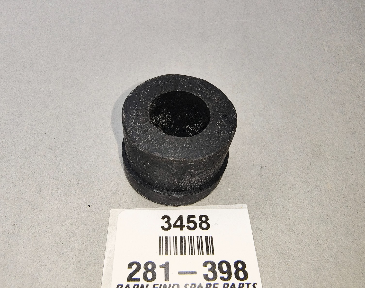 Lower Control Arm Rubber Bush New Old Stock 281-398 suits various MG2