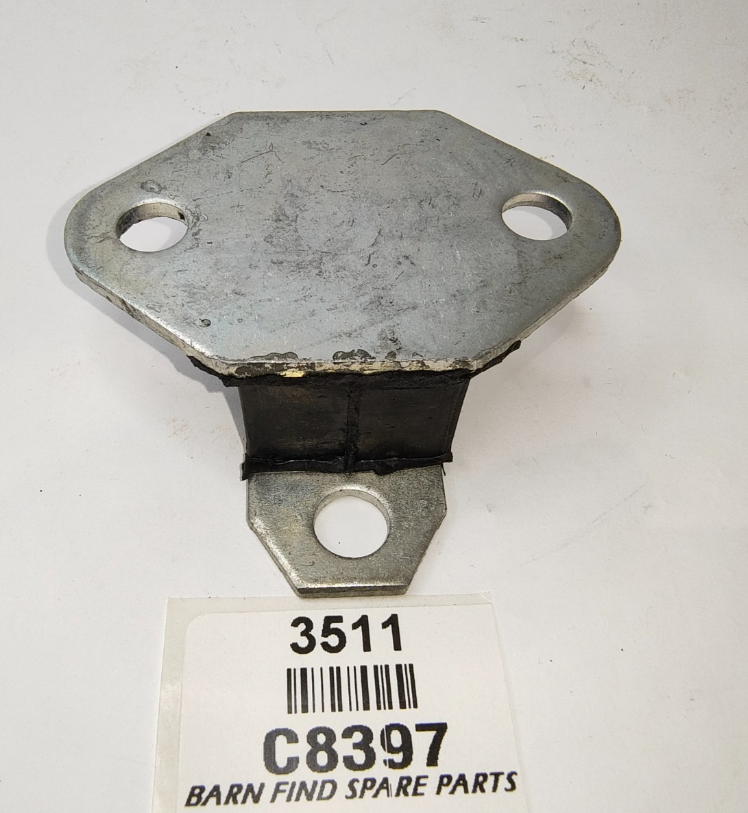 Exhaust mount New Old Stock C8397 Suits various Daimler Jaguar & others4