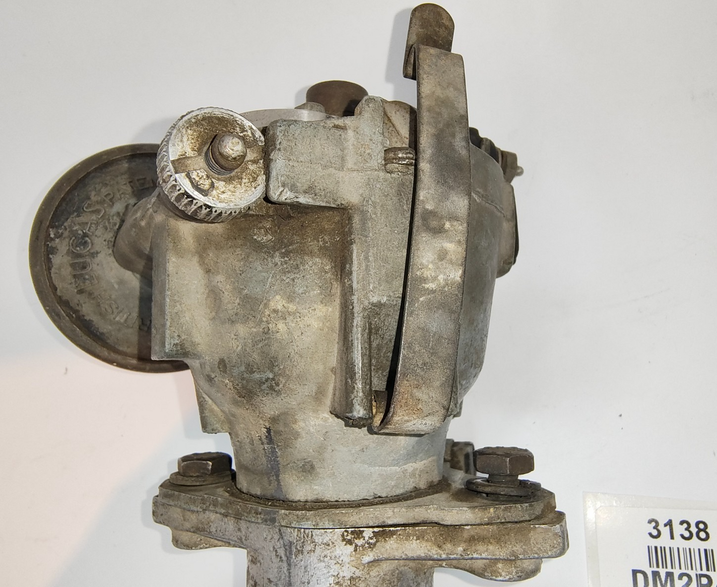Original Lucas DM2P4 40530A USED 4 cylinder distributor date stamped 11 585