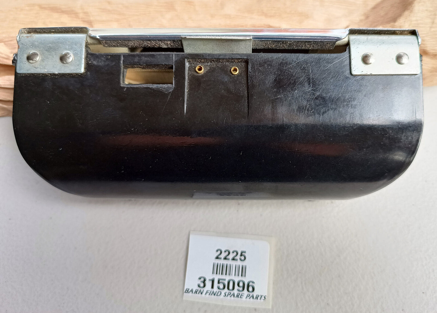 Original ROVER P4 Front Seat Ash tray, 315096 . New Old Stock4