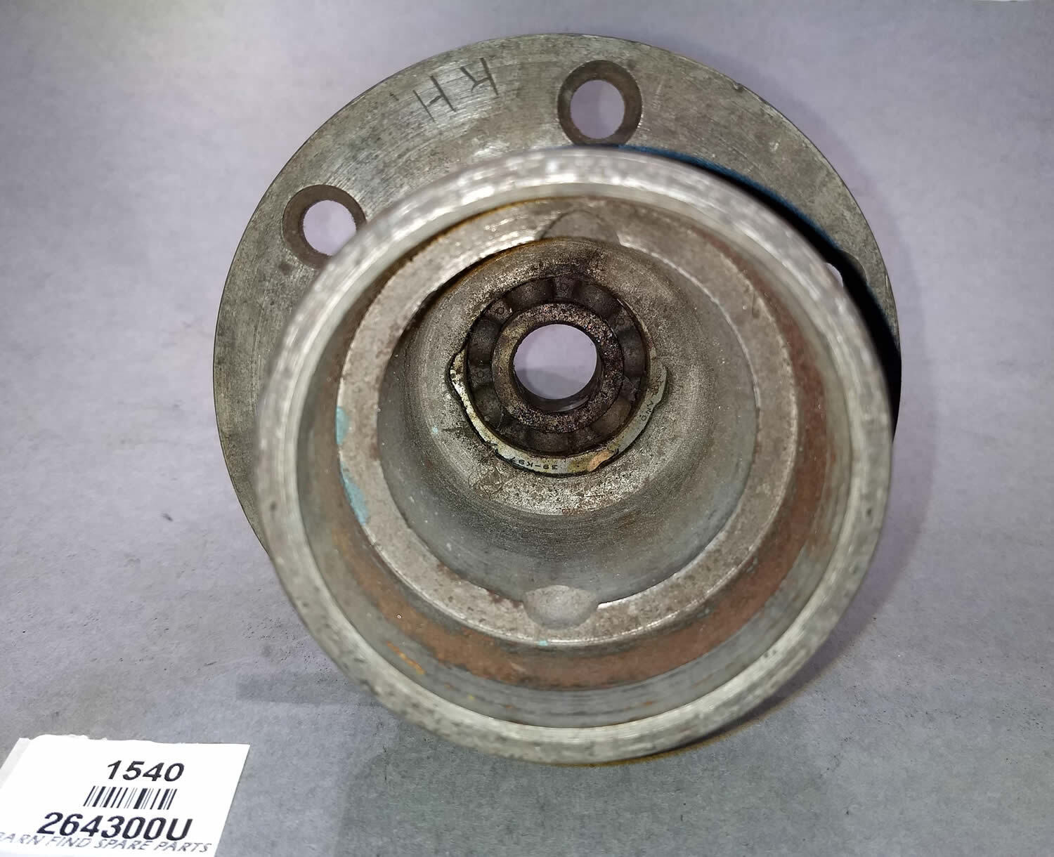 MG Splined Hub USED Front RH 264300U1