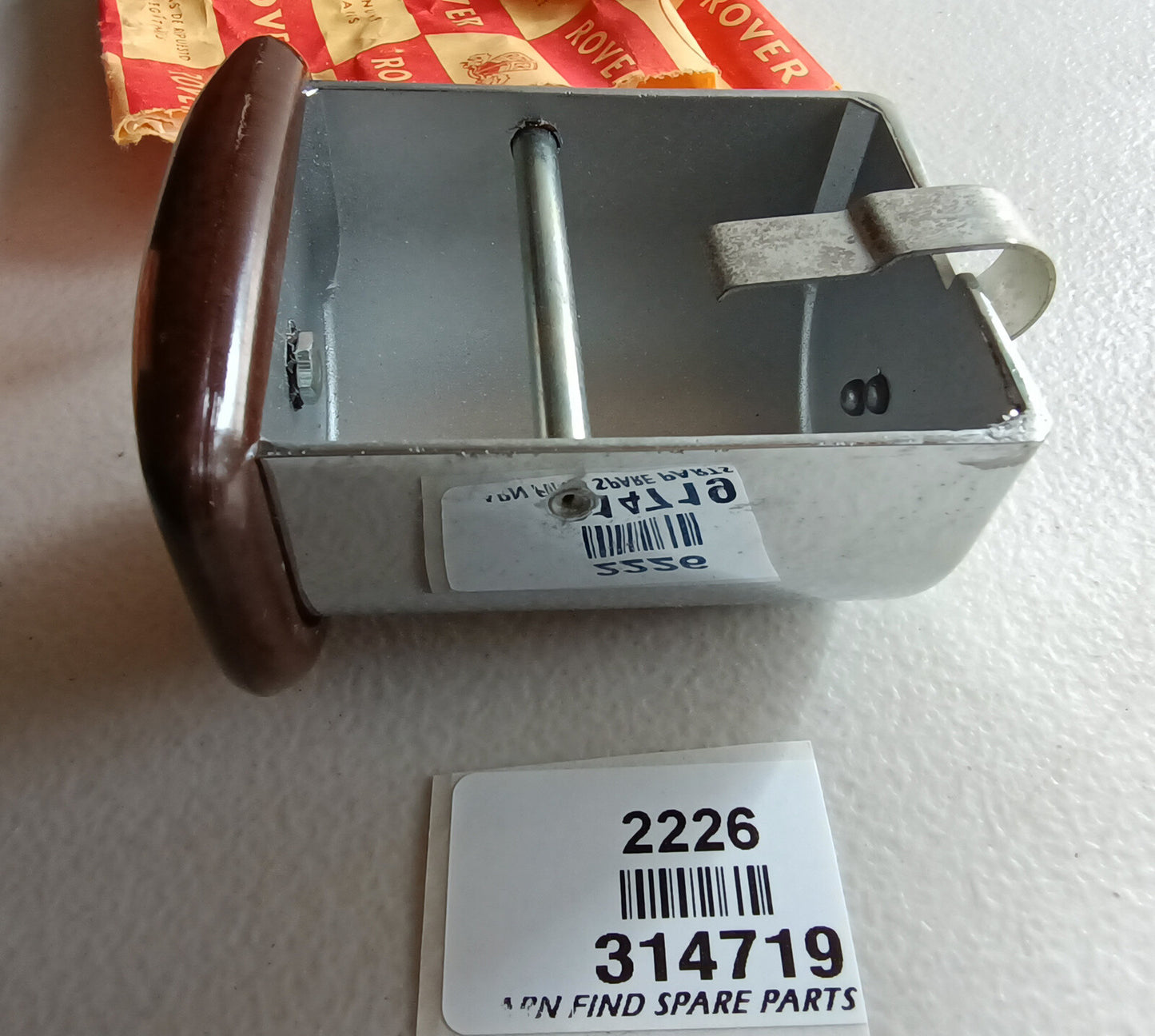 ROVER Ashtray unit for front seat, 314719. New Old Stock.2