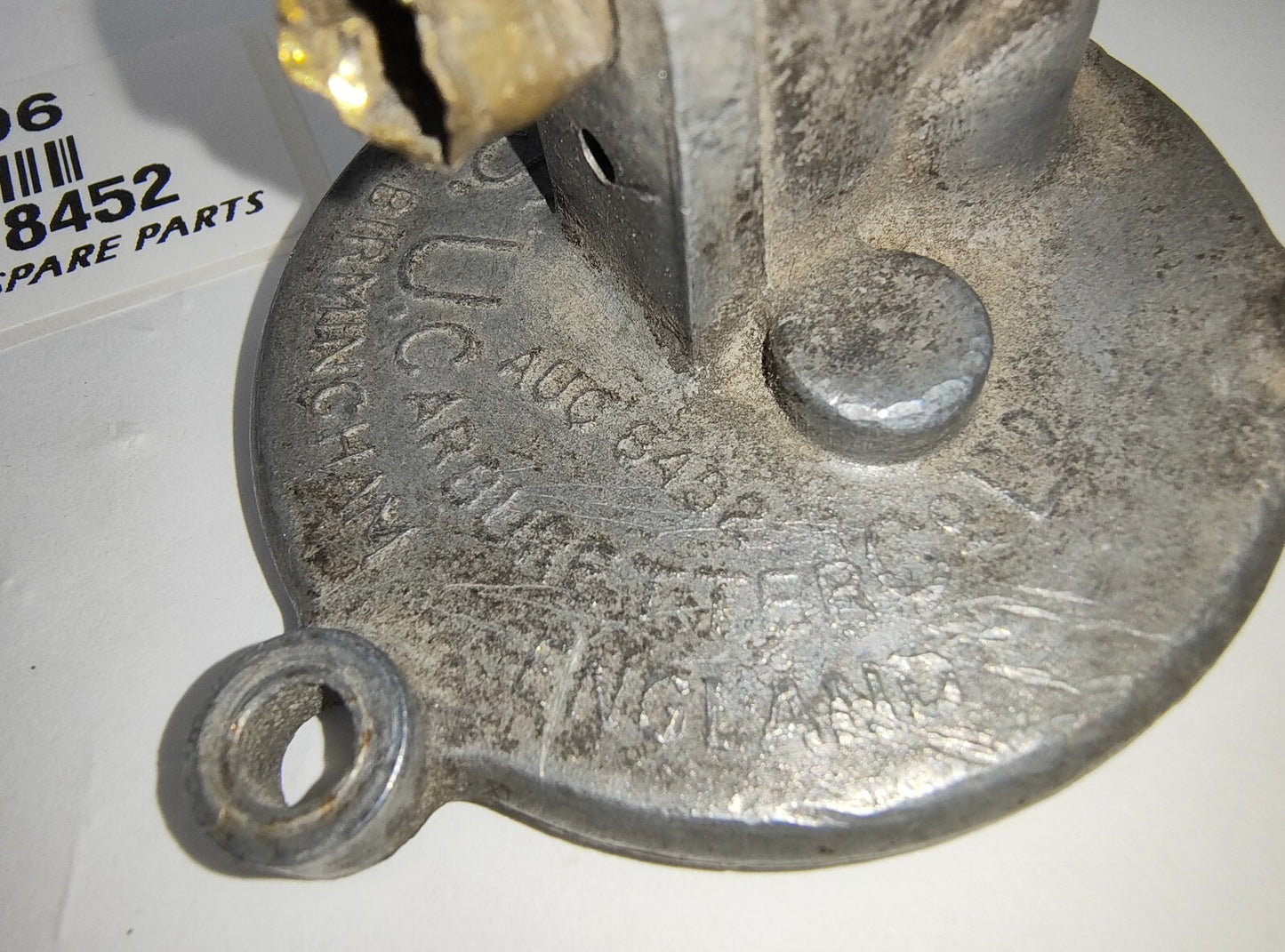SU Used Carburettor FLOAT FUEL BOWL LID AUC 8452  Xfref: AUD9203 AUE 272 AUD22762
