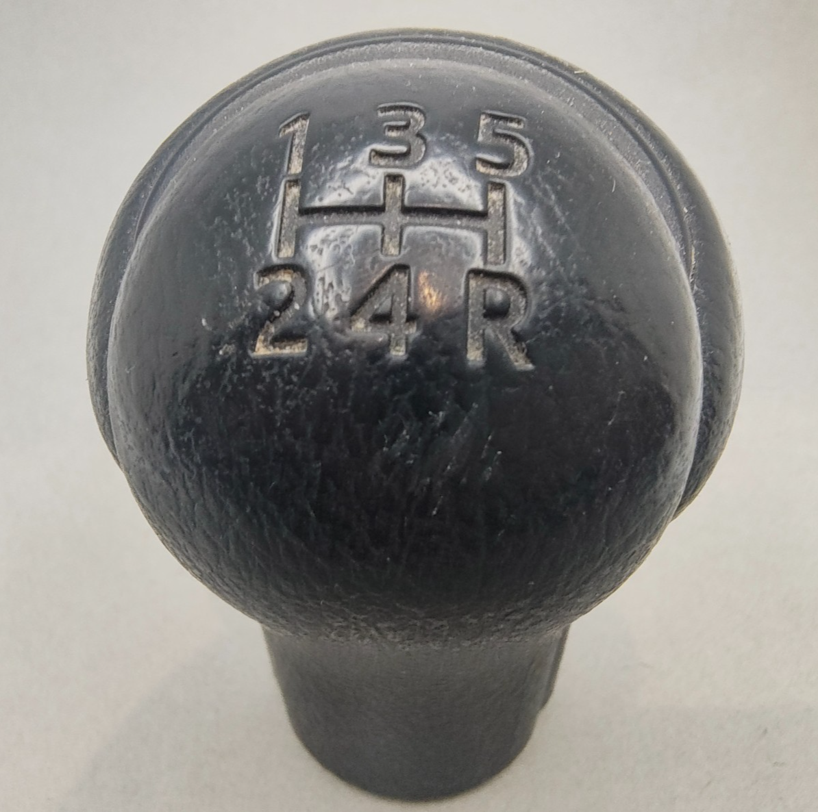 Original gear stick knob Toyota 5 speed black plastic used1