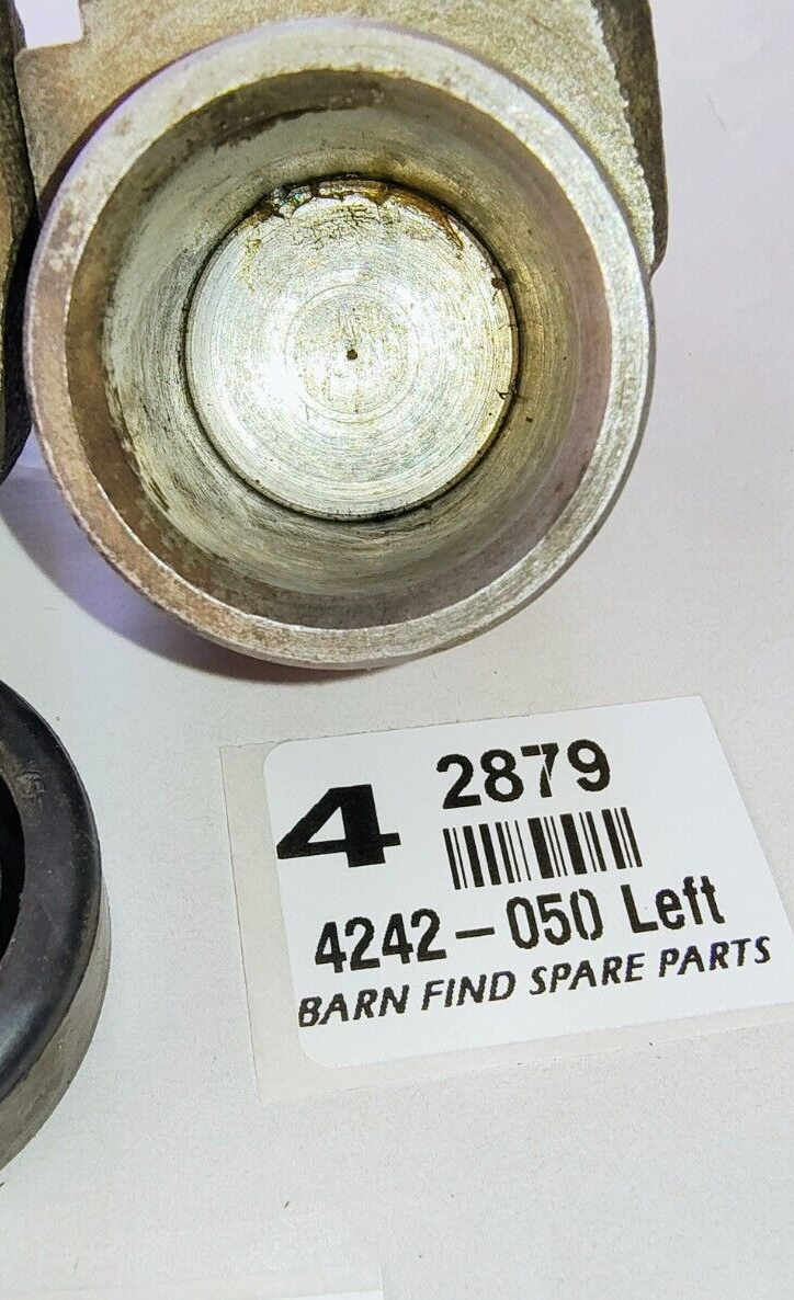 Brake Cylinder wheel 15/16 " left HOUSING ONLY. ORIGINAL AP LOCKHEED  4242-050 L9