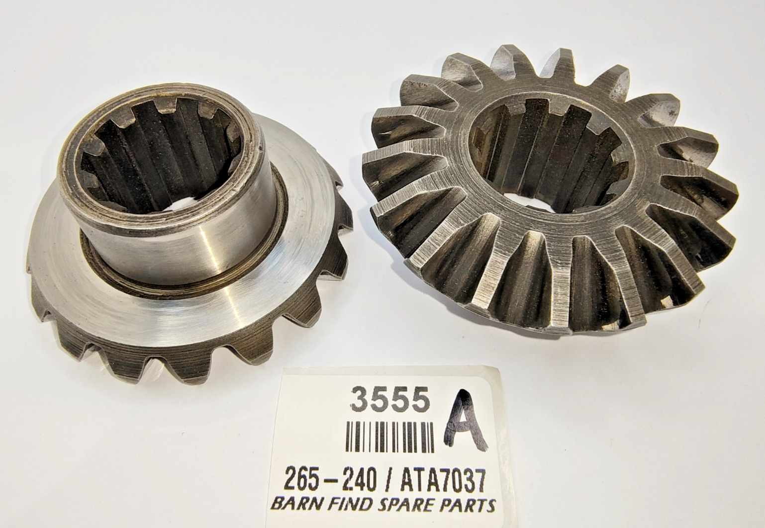 Pair of Original differential Spider Gears 265240 ATA7037 Some MG Austin Morris0