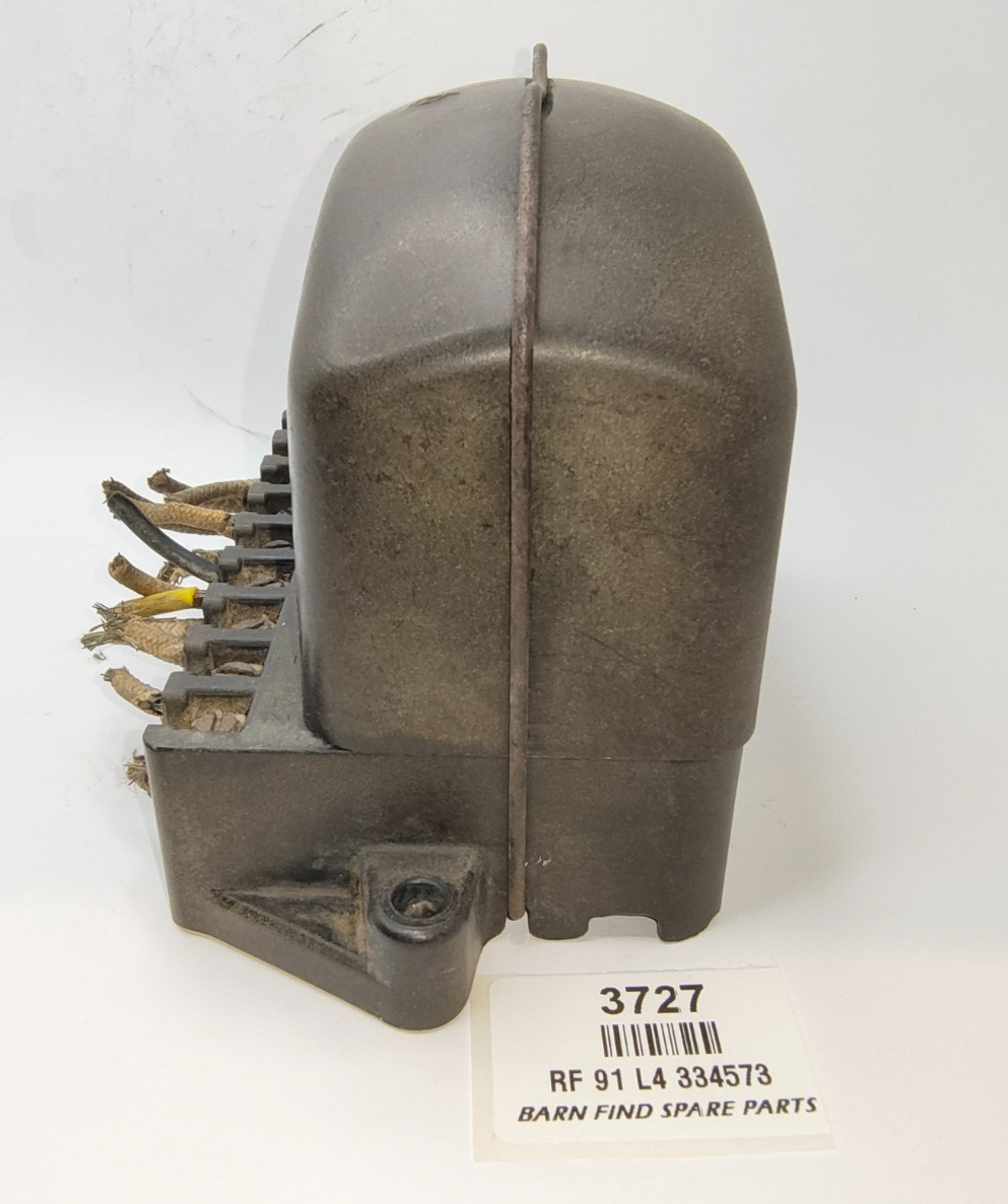Lucas Original USED 12 Volt RF91 L4 334573 Regulator/Control Box, Bakelite Lid3