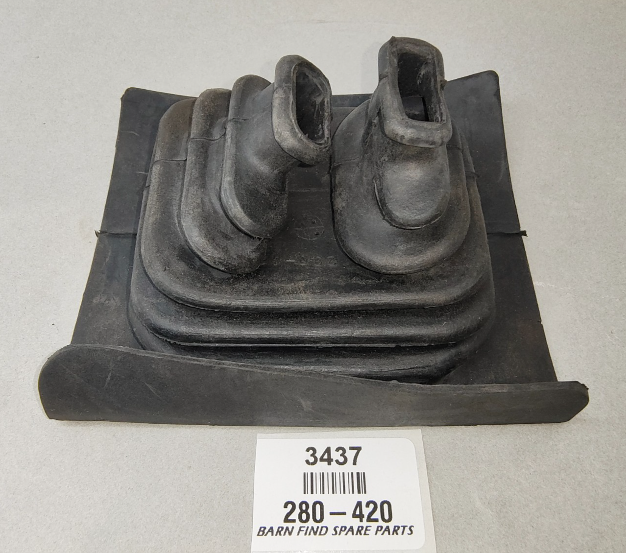 BRAKE & CLUTCH Pedal Rubber Fume Excluder NOS 280-420 Suits MG TA TB TC TD TF2