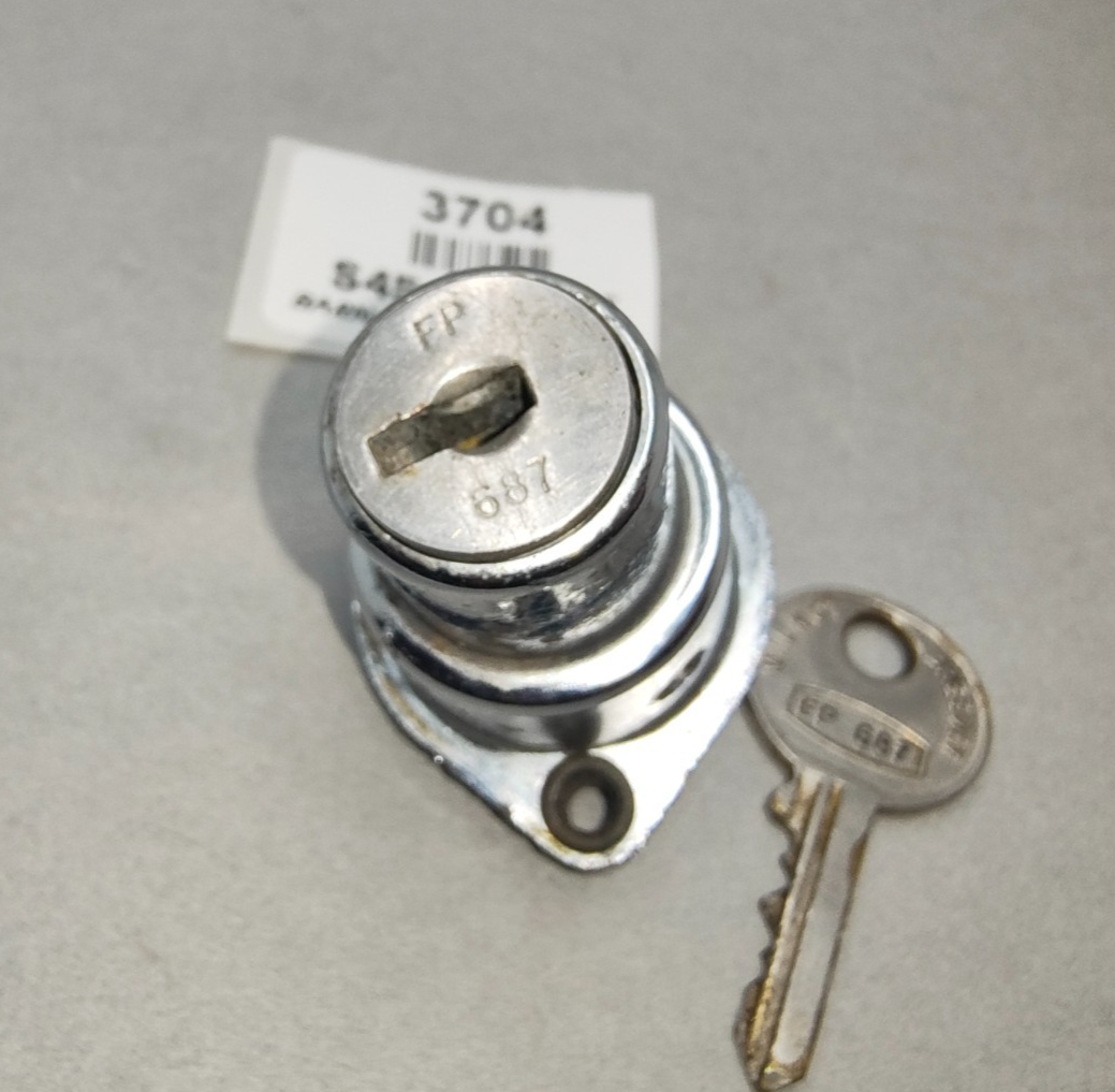 Original Lucas Model S45 31287F ON/OFF two hole flange ignition switch with key6