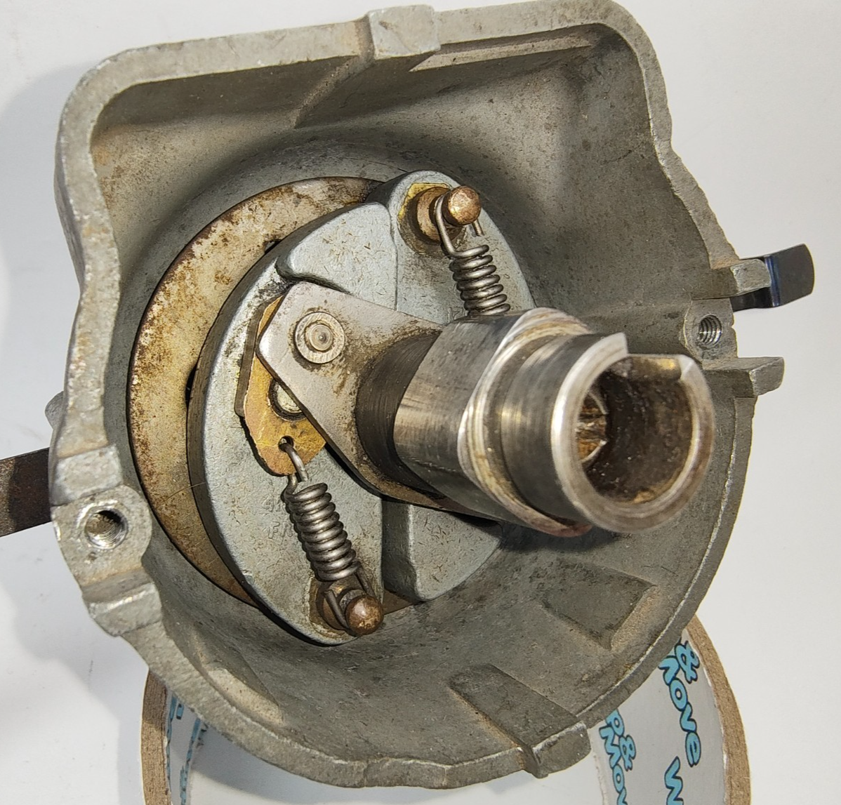 Original LUCAS used DISTRIBUTOR DKY4A 40144D V140 dated March 194911