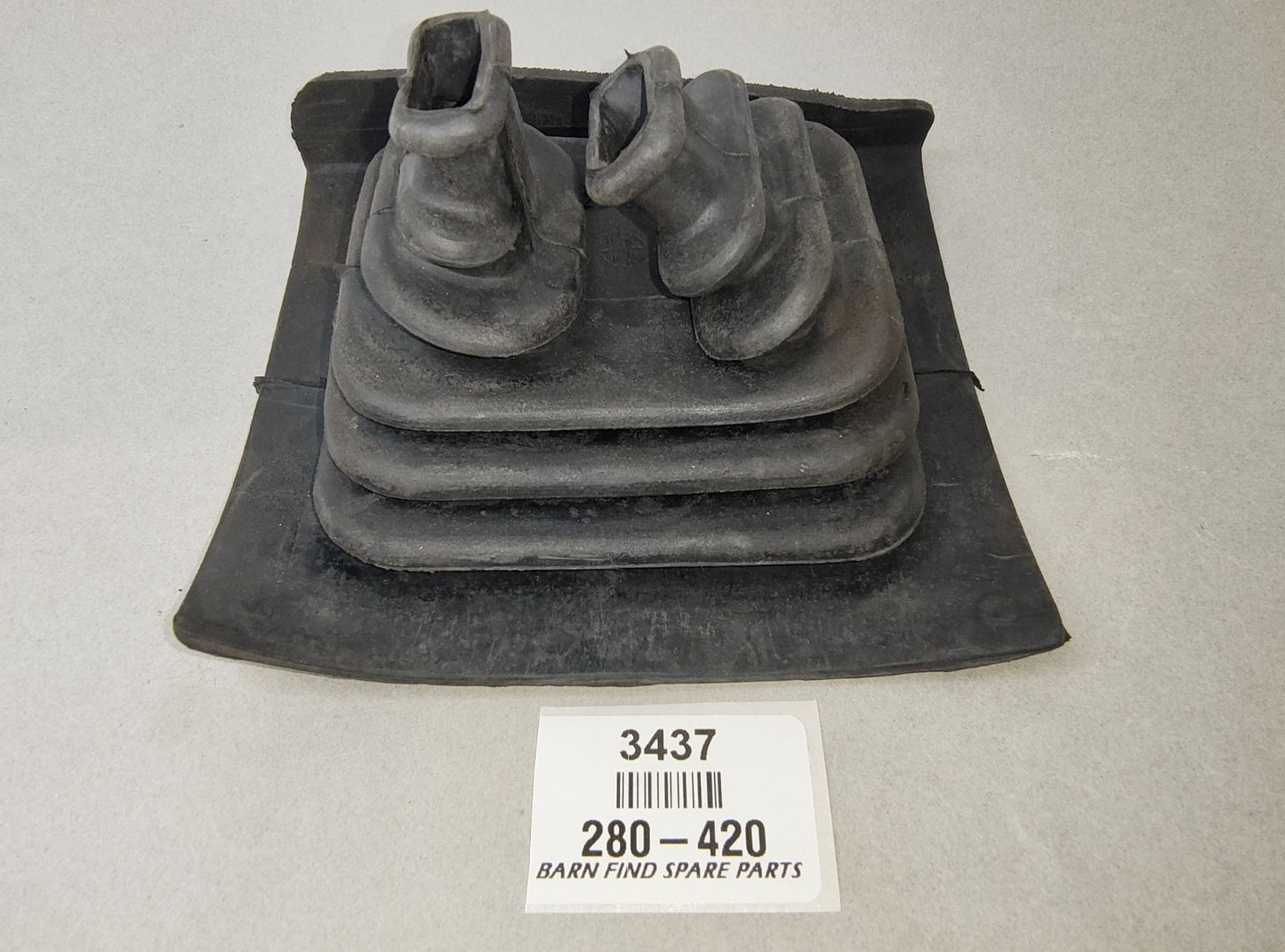 BRAKE & CLUTCH Pedal Rubber Fume Excluder NOS 280-420 Suits MG TA TB TC TD TF0