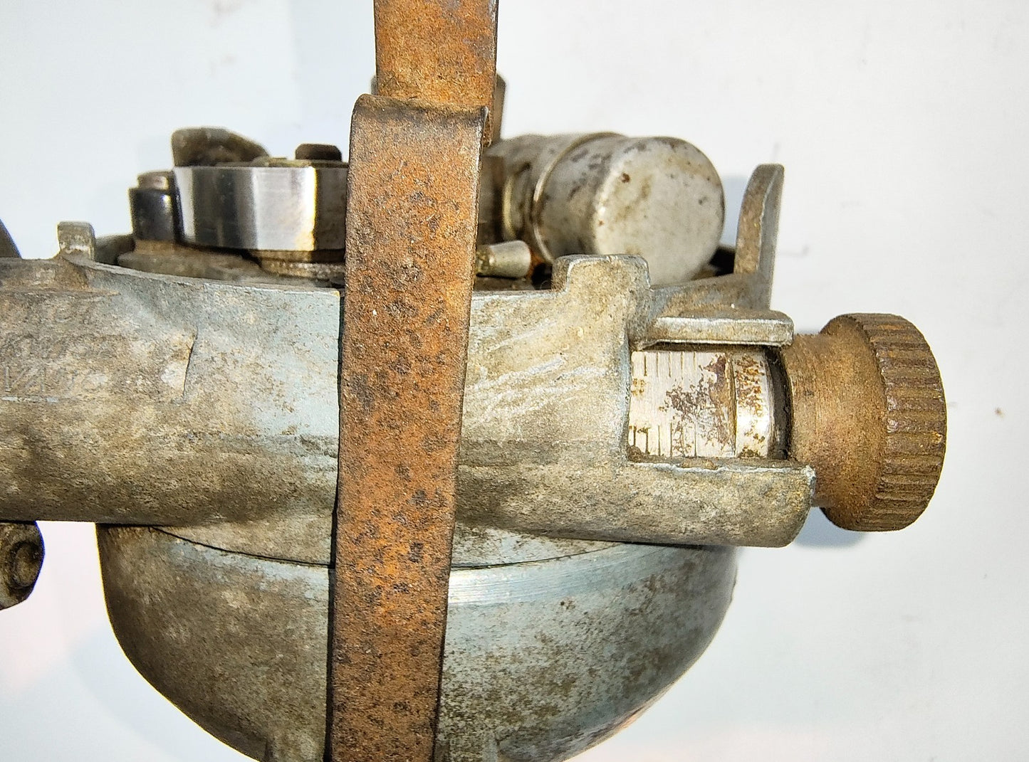 Lucas Original Used Distributor DVX6A 40200B, G97 Date Stamped 7 514