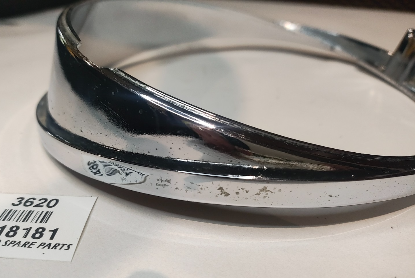 JAGUAR DAIMLER Original pair METAL Chrome 5.75" inner headlamp trim/rims C1818113