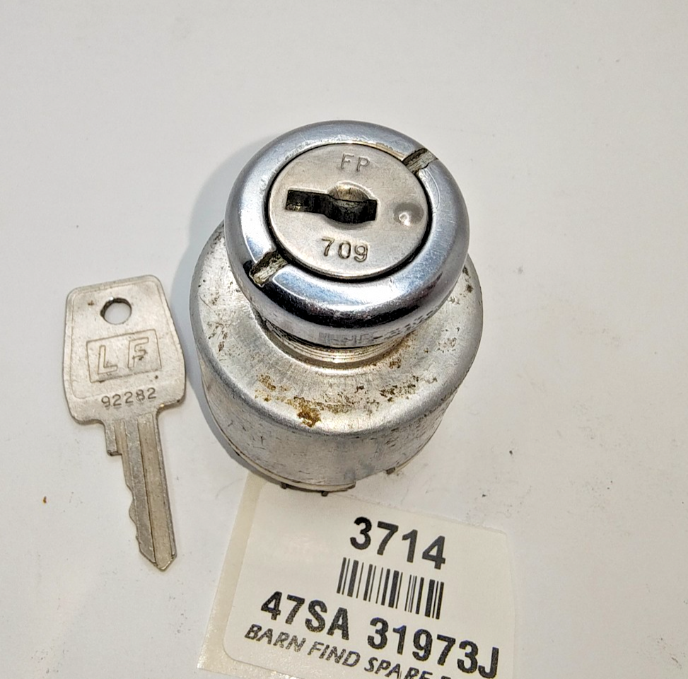 Lucas Original Used Ignition Switch 3 positions  Off/On/Ignition 47SA 31973J6
