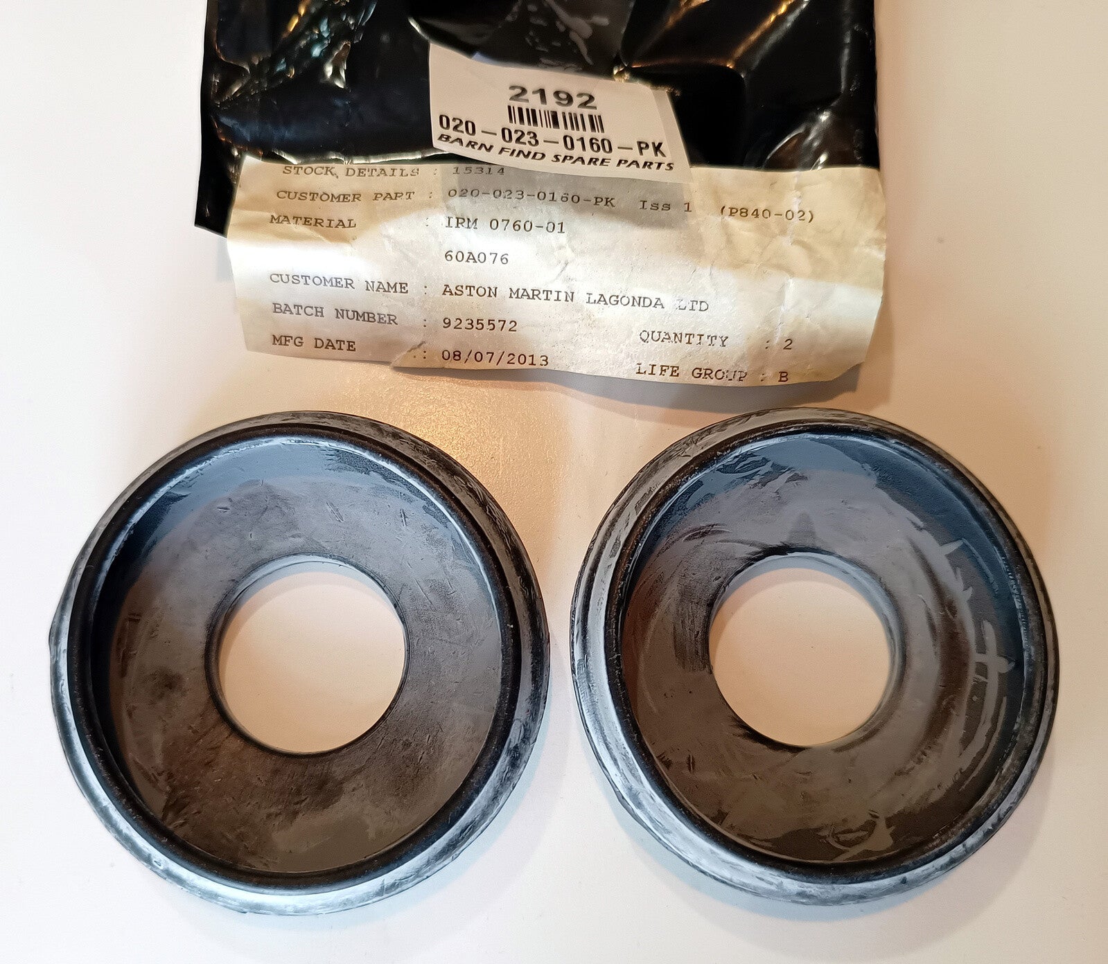 Kingpin Top Rubber Gaiter sealed pack of two  020-023-0160-PK, Suit Aston Martin1