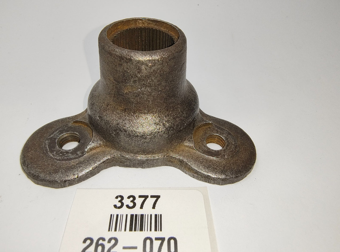 Flange pinion shaft, Good Used Condition, spline in very good condition 262-0702