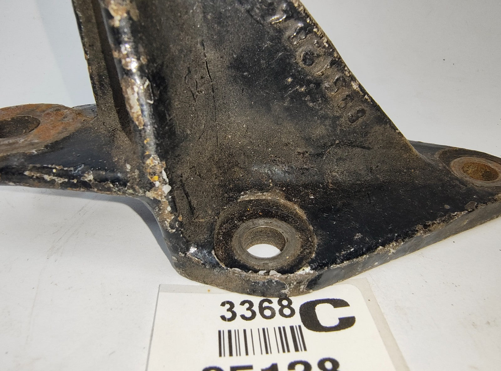 Steering Box Mount Good Used stamped S95128Z 95128 or 260118 Sold Individually18